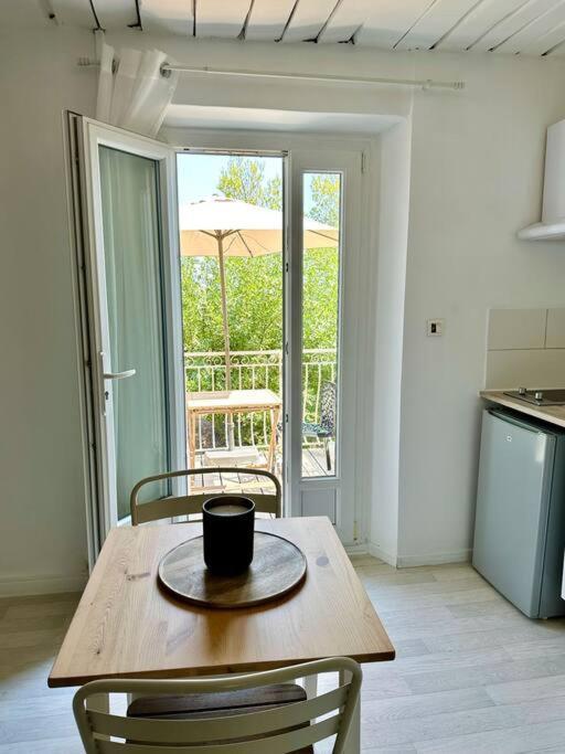 Grand Studio & Terrasse Privee Hyères المظهر الخارجي الصورة